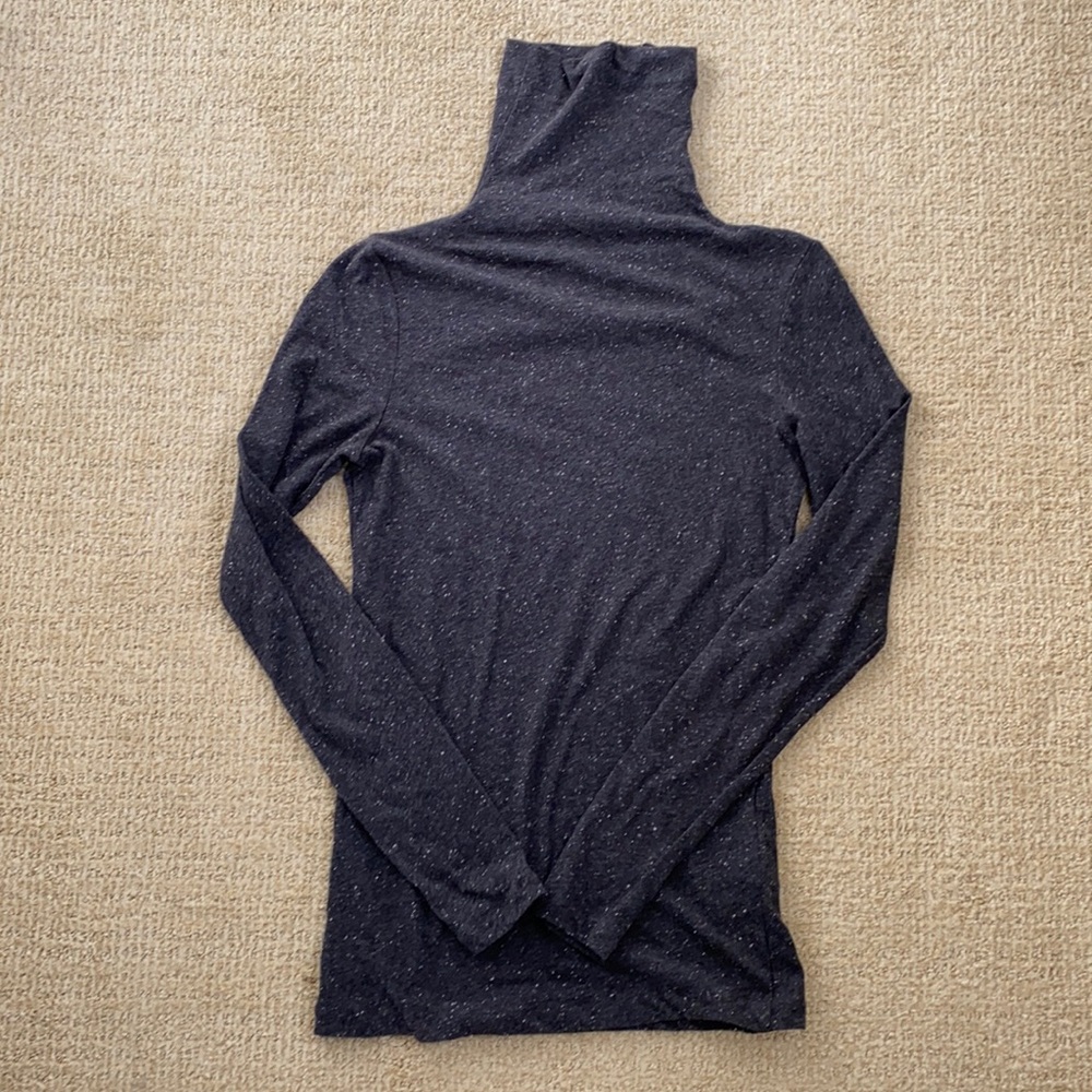 Club Monaco medium gray cashmere blend turtleneck
